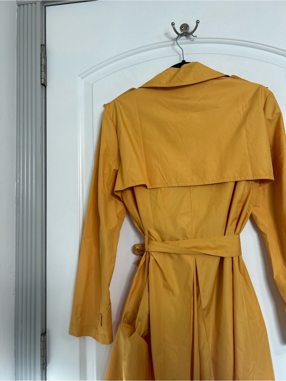 Lafayette 148 Mustard Yellow Trench Coat with Belt Size 8 Chic Fall Preppy 90s - Picture 5 of 16